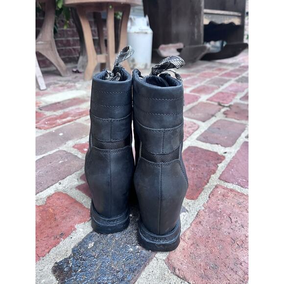 Sorel Lexie Wedge Boot size 8.5 - Picture 7 of 7
